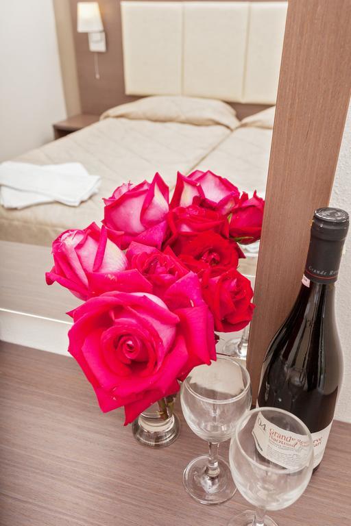 Akti Fine Rooms Skopelos Town Ngoại thất bức ảnh