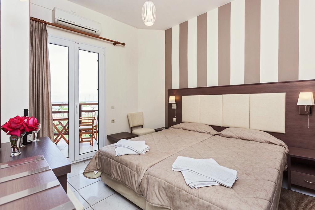 Akti Fine Rooms Skopelos Town Ngoại thất bức ảnh